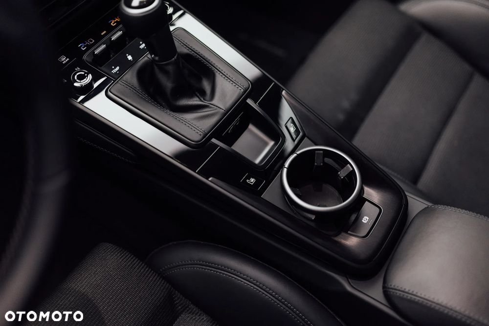 Porsche 911 GT3 Touring PDK - 33