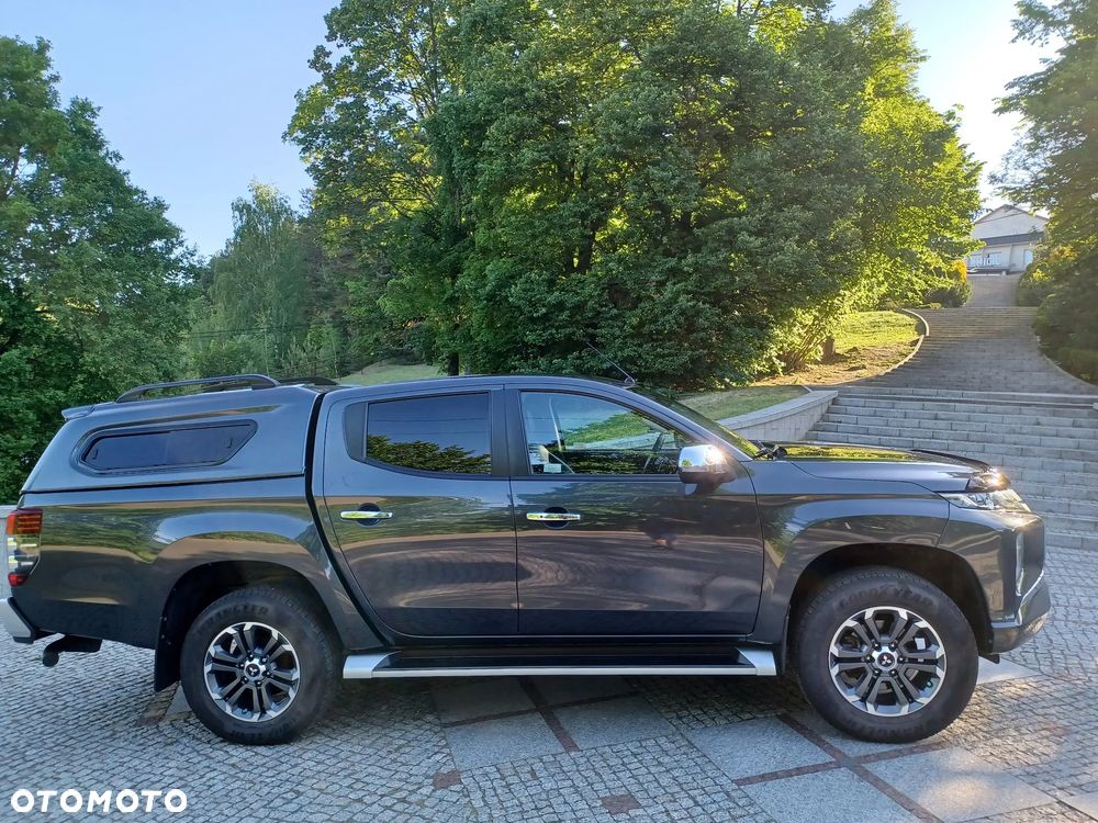 Mitsubishi L200 2.2 d DC Instyle - 9