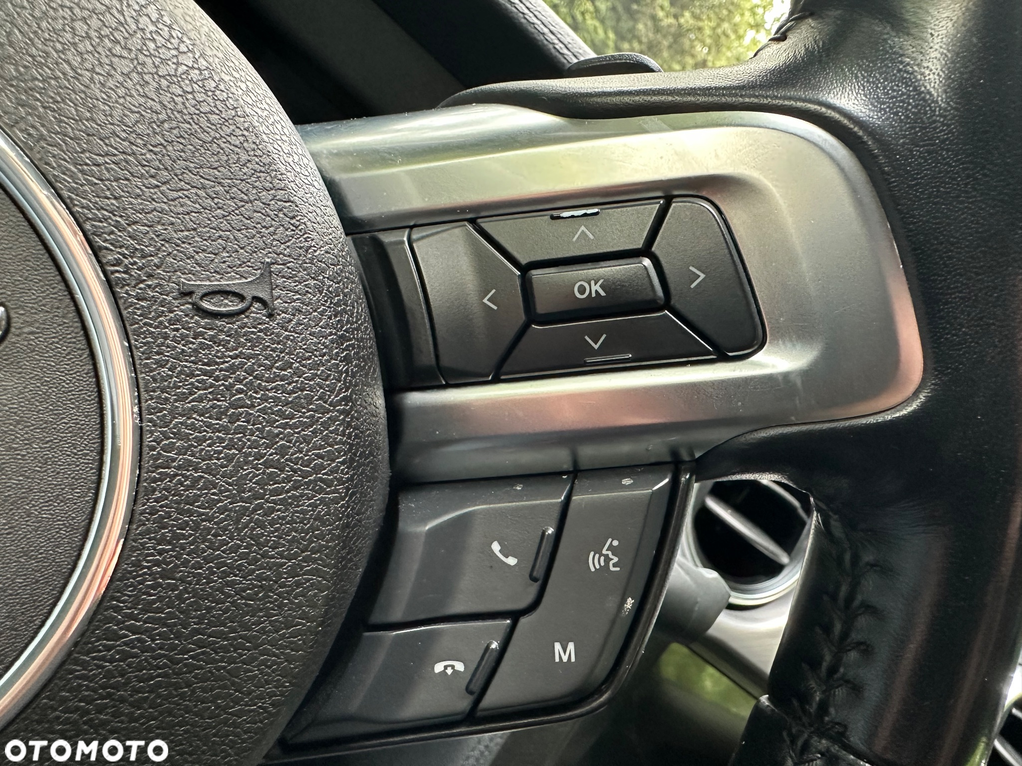 Ford Mustang 2.3 EcoBoost - 27