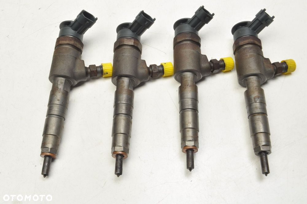 C3 II DS3 206 206+ 207 208 2008 FIESTA MK7 1.4 HDI TDCI WTRYSKI 0445110339 - 2