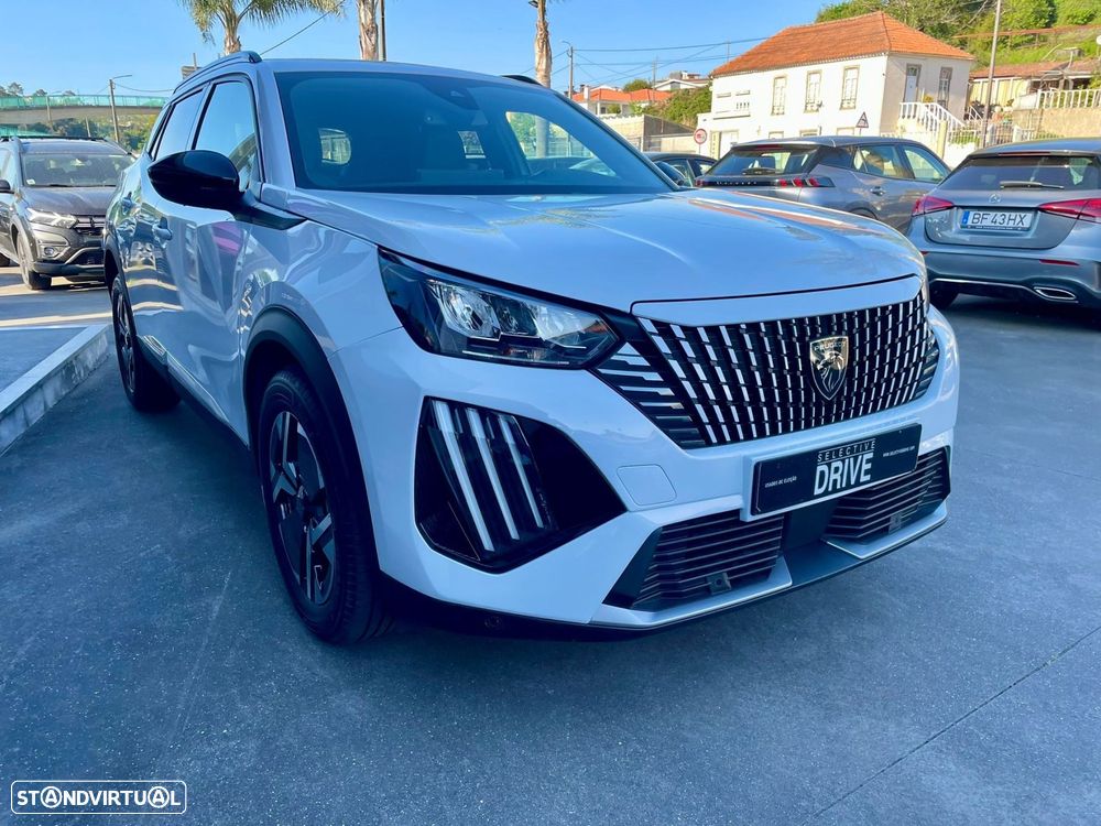 Peugeot 2008 1.2 PureTech Allure Pack - 4