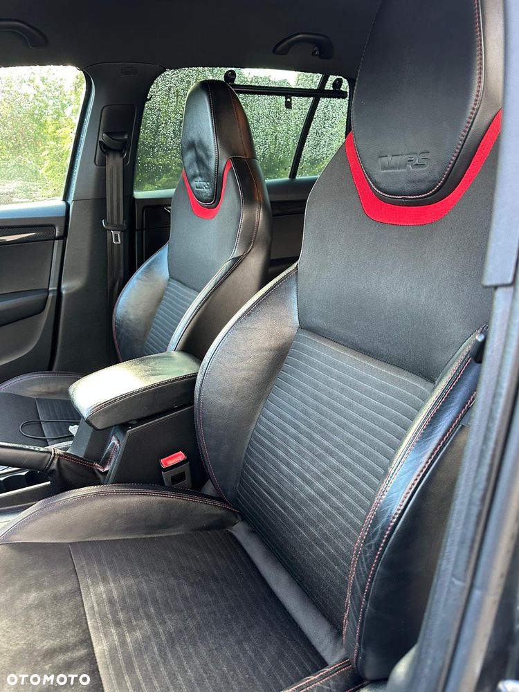 Skoda Octavia 2.0 TDI RS DSG - 23