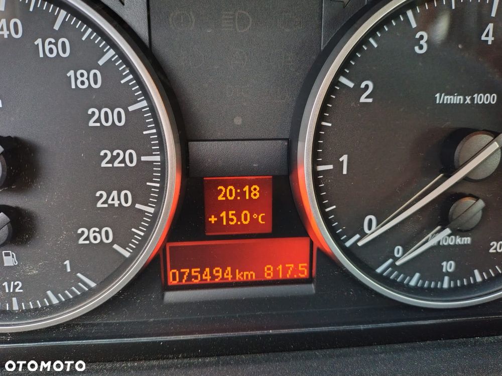 BMW Seria 3 320i - 10