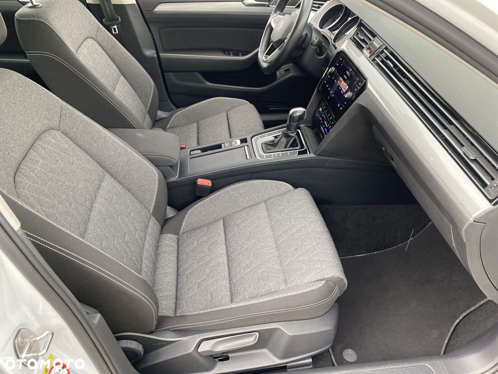Volkswagen Passat Variant - 15