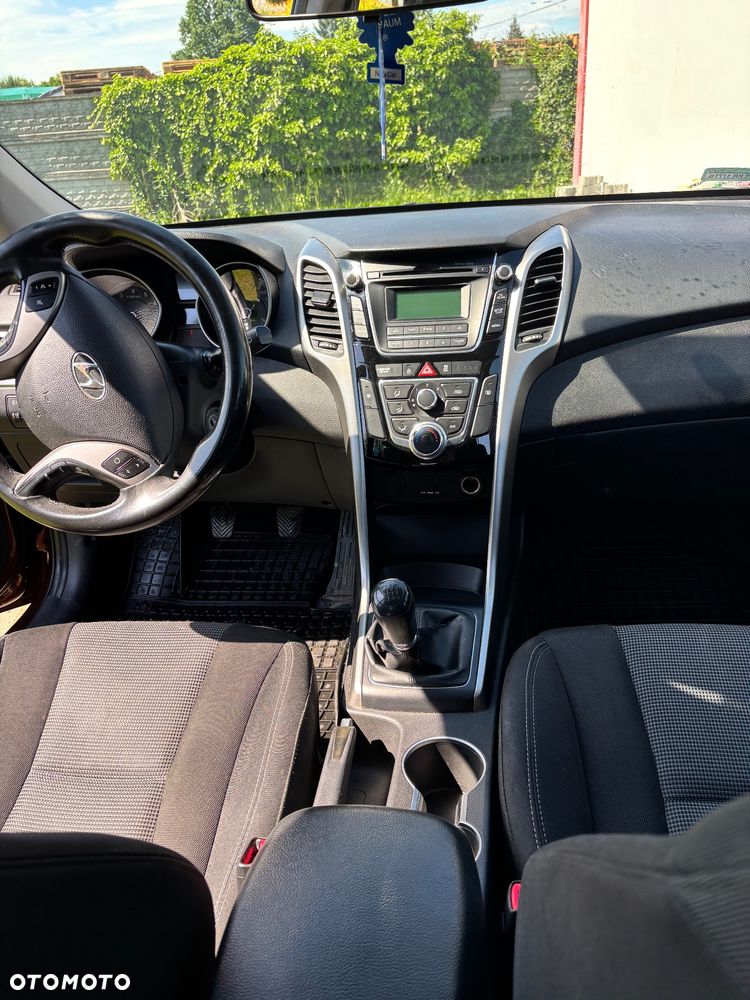 Hyundai i30 1.6 Classic - 8