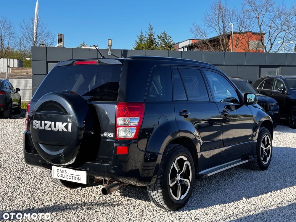 Suzuki Grand Vitara 2.0 Comfort + - 4