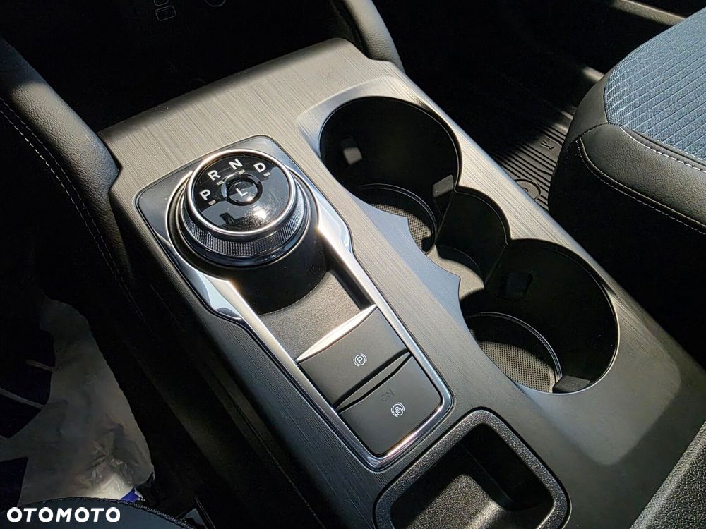 Ford Kuga - 29