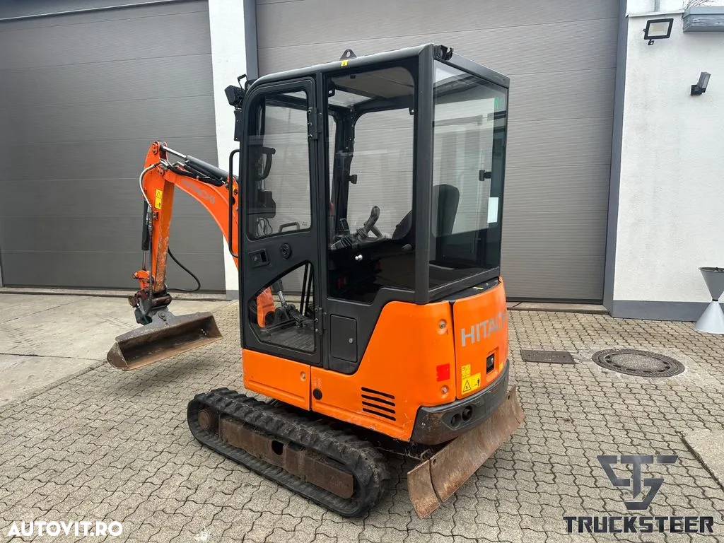 Hitachi ZX 19-5A - 4
