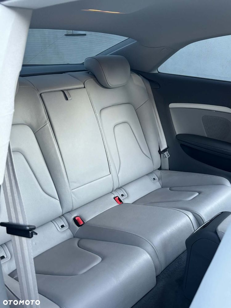Audi A5 Coupé 2.0 TDI DPF quattro - 6