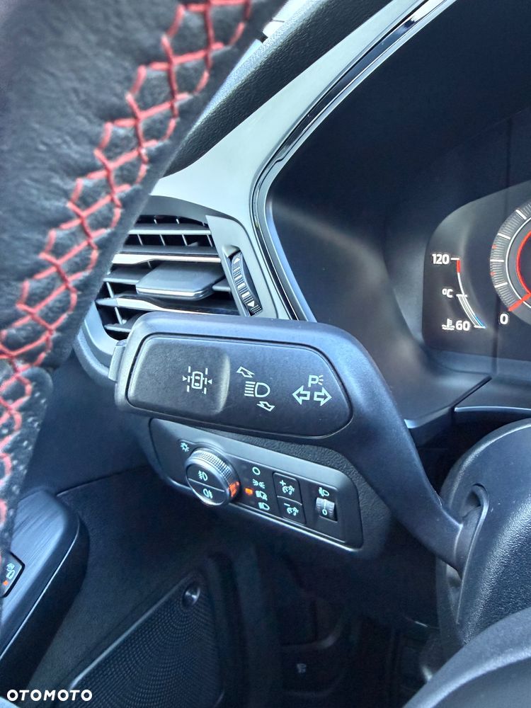 Ford Kuga 2.0 EcoBlue Hybrid ST-LINE X - 26