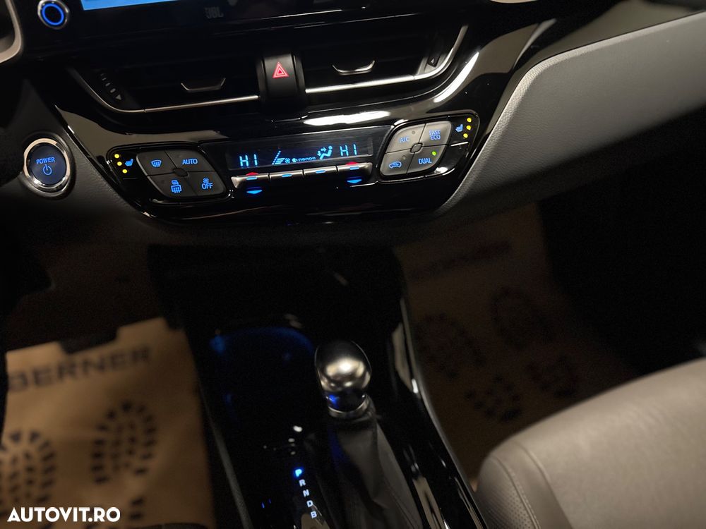 Toyota C-HR Lounge - 16