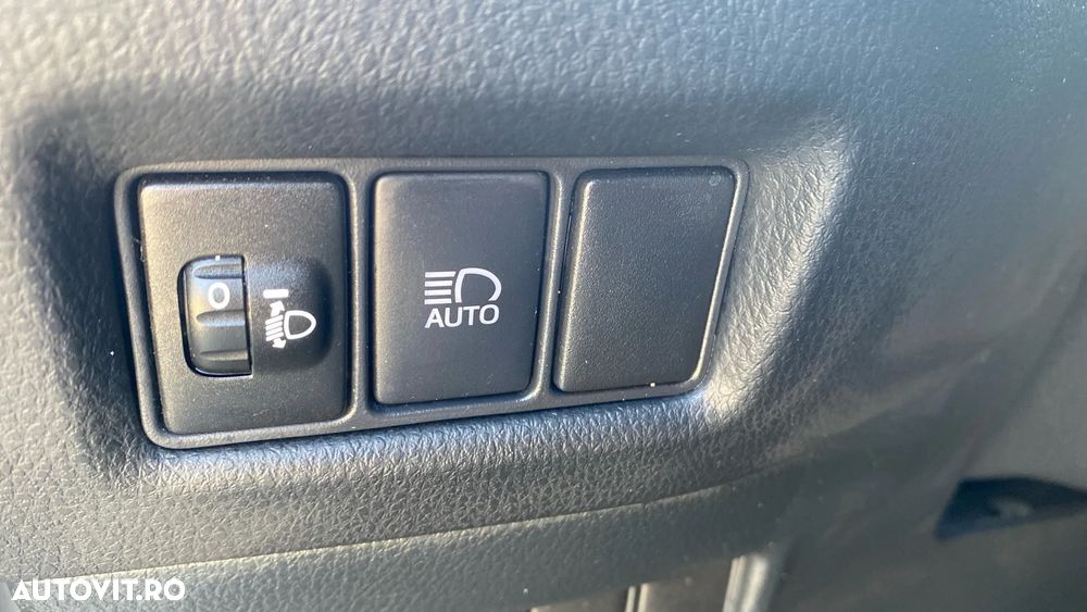 Toyota C-HR 1.8 HSD 122 CP 4x2 CVT Cult - 12