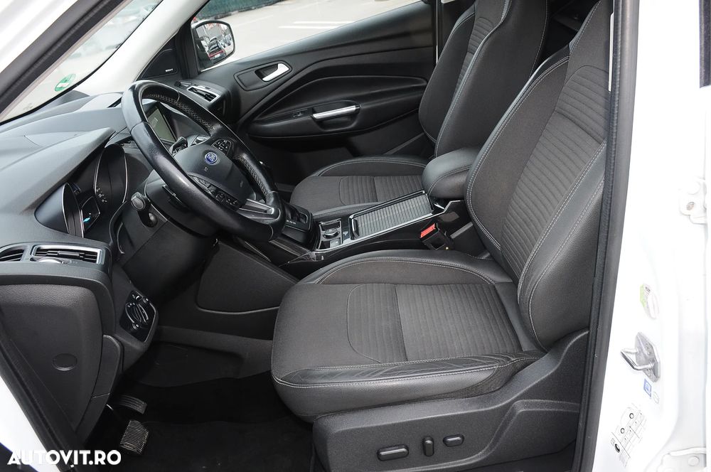 Ford Kuga 2.0 TDCi 4WD Powershift ST-Line - 5