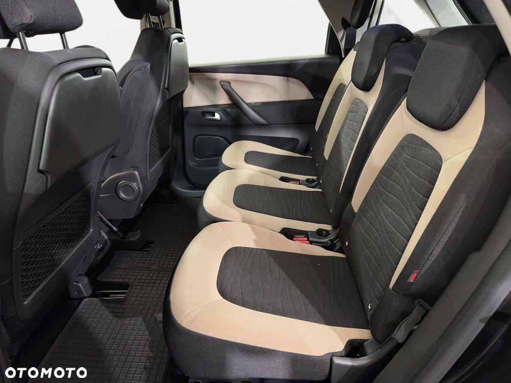 Citroën C4 Picasso - 11