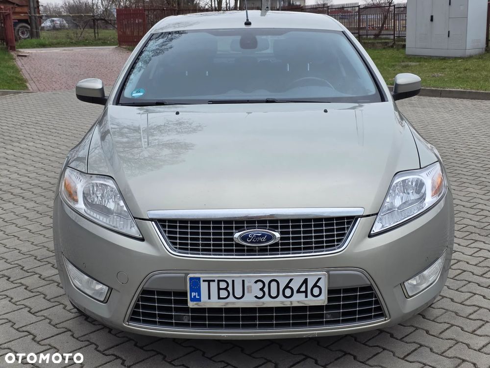 Ford Mondeo 2.3 Ghia - 8