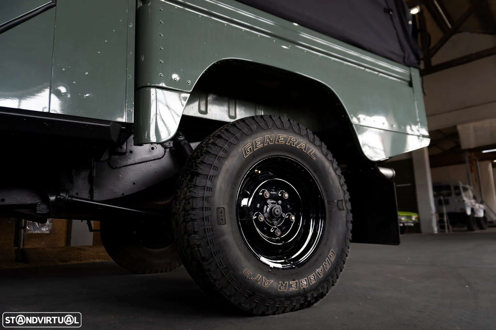 Land Rover Defender 130 CC 2.4 CRD E - 5