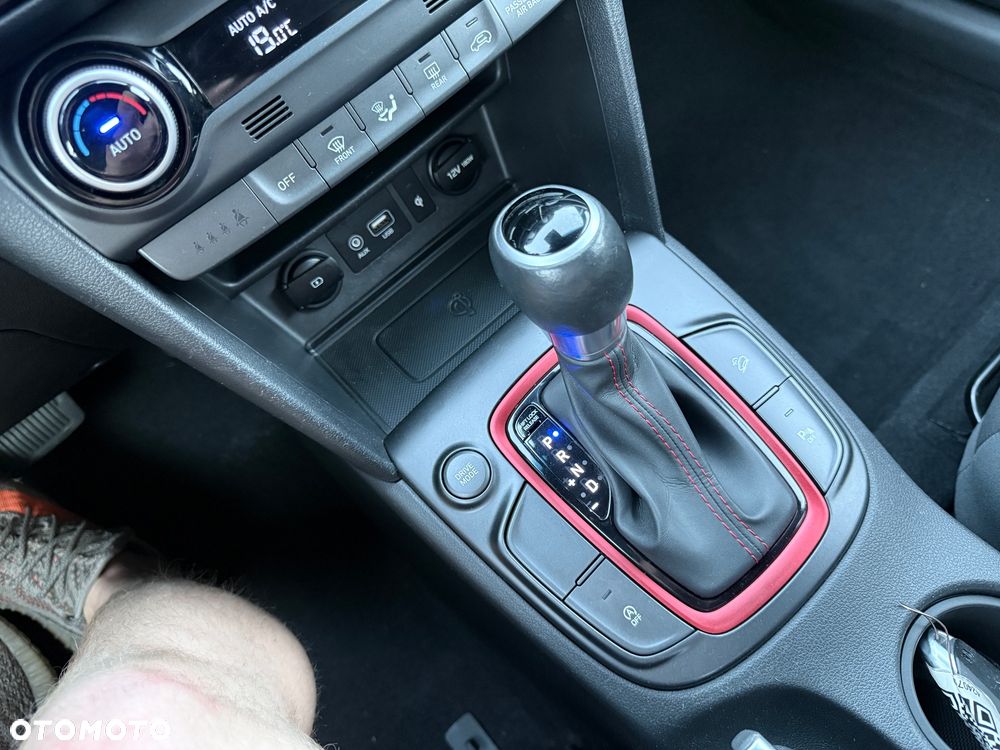 Hyundai Kona 1.6 CRDi DCT Premium - 36