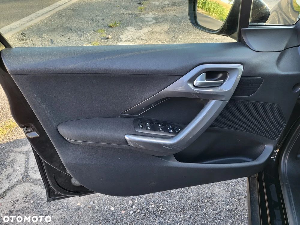 Peugeot 2008 PureTech 110 Stop&Start Style - 14