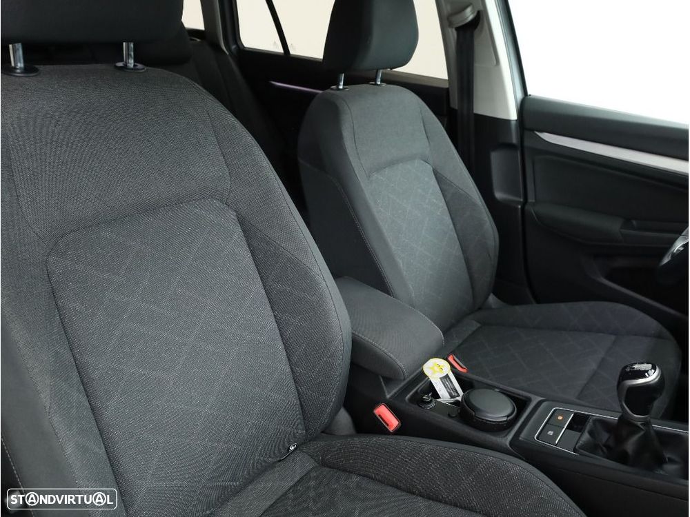 VW Golf Variant 2.0 TDi Life - 16