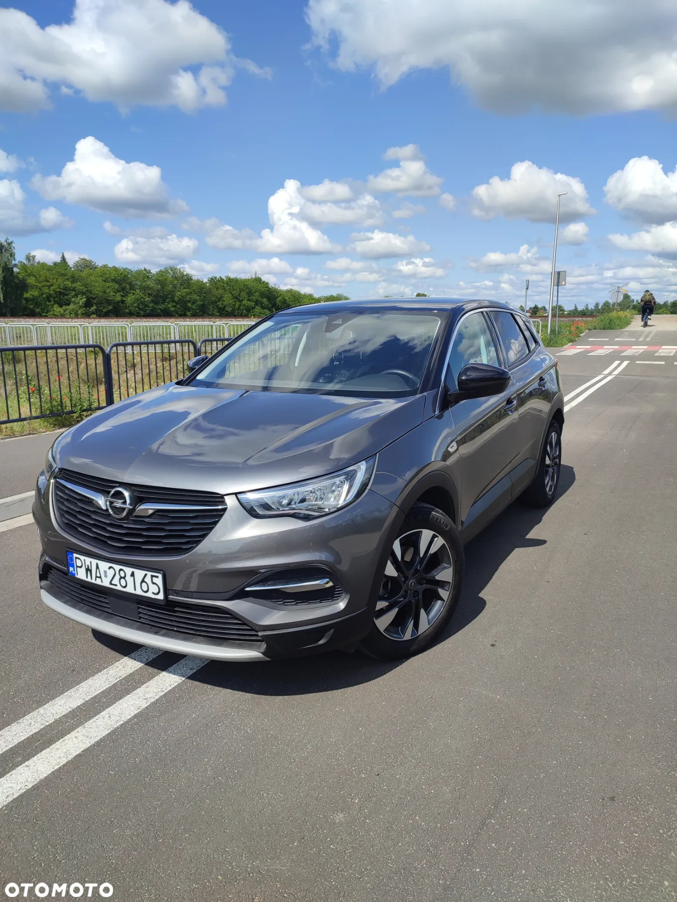 Opel Grandland X 1.2 T GPF Elegance S&S - 4