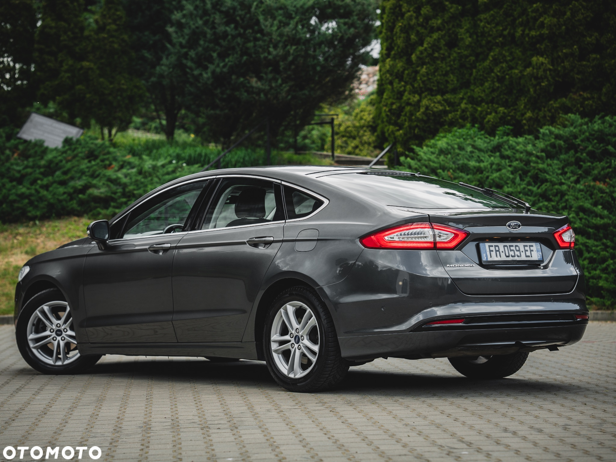Ford Mondeo 2.0 TDCi Titanium - 12