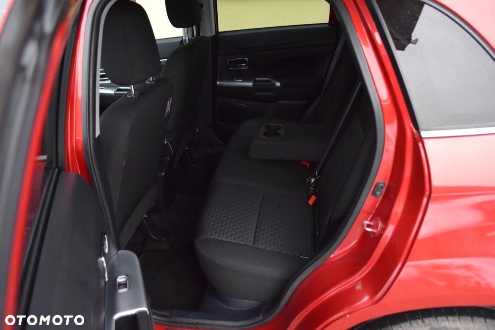 Mitsubishi ASX 1.6 Intense - 16