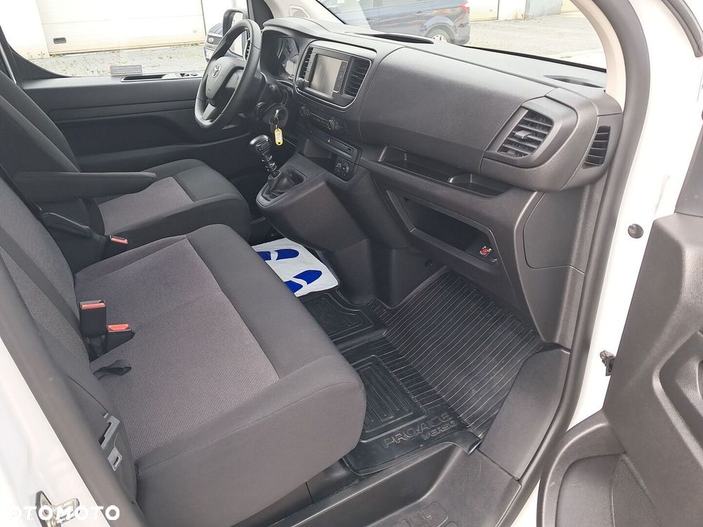 Toyota PROACE VERSO - 13