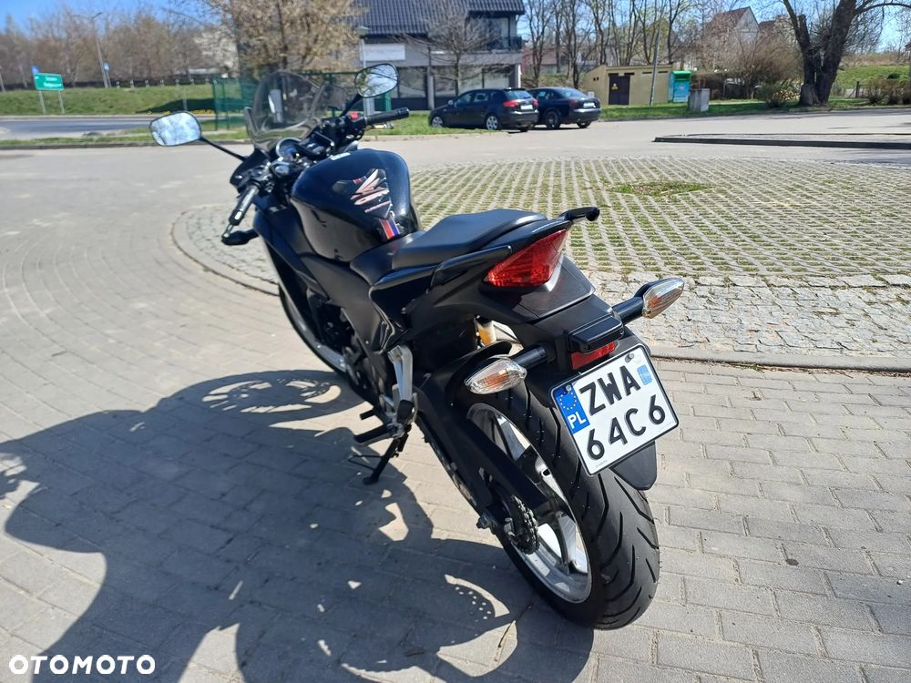 Honda CBR - 3