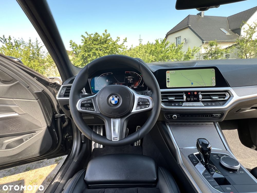 BMW Seria 3 318d Edition M Sport Shadow - 11
