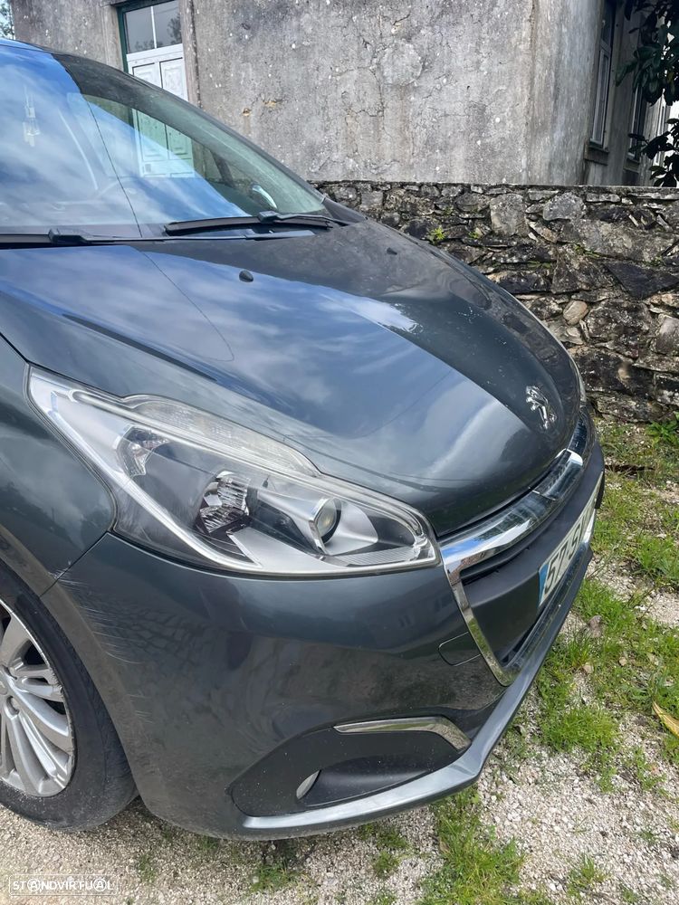 Peugeot 208 1.2 PureTech Style - 17