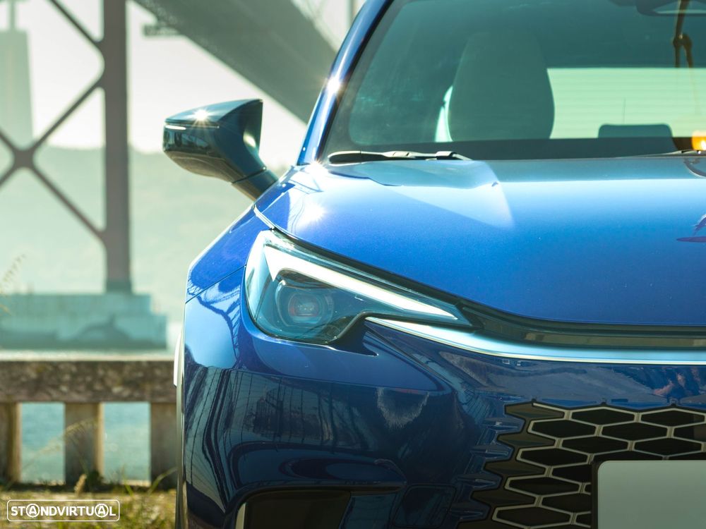 Lexus LBX Elegant - 19