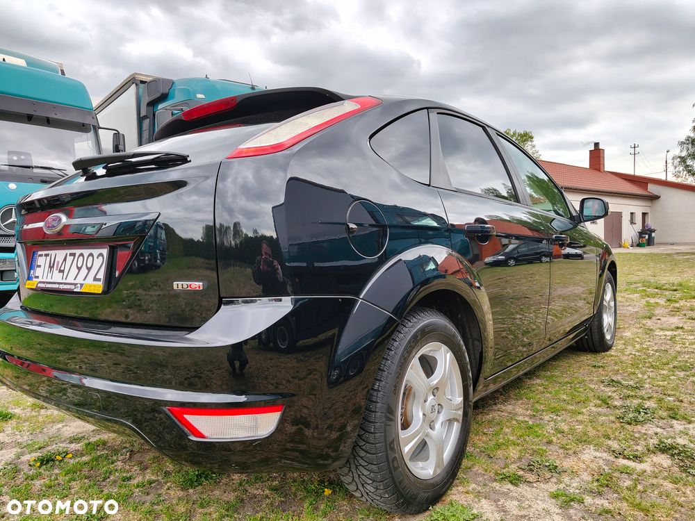 Ford Focus - 10