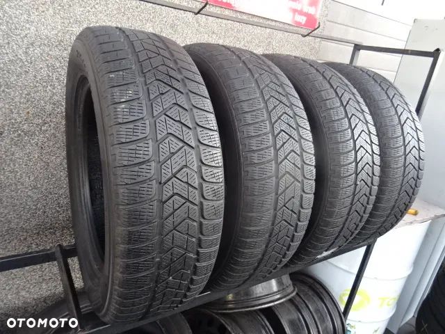 215/65/R17 99H Pirelli Winter Scorpion - 2