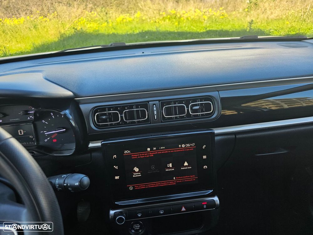 Citroën C3 1.2 PureTech Shine - 25