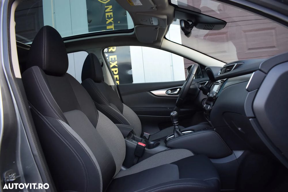 Nissan Qashqai 1.6 DIG-T TEKNA - 12