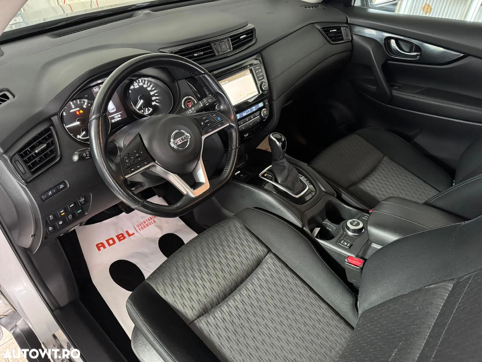Nissan X-Trail 1.7 dCi ALL-MODE 4x4i Xtronic N-Connecta - 8