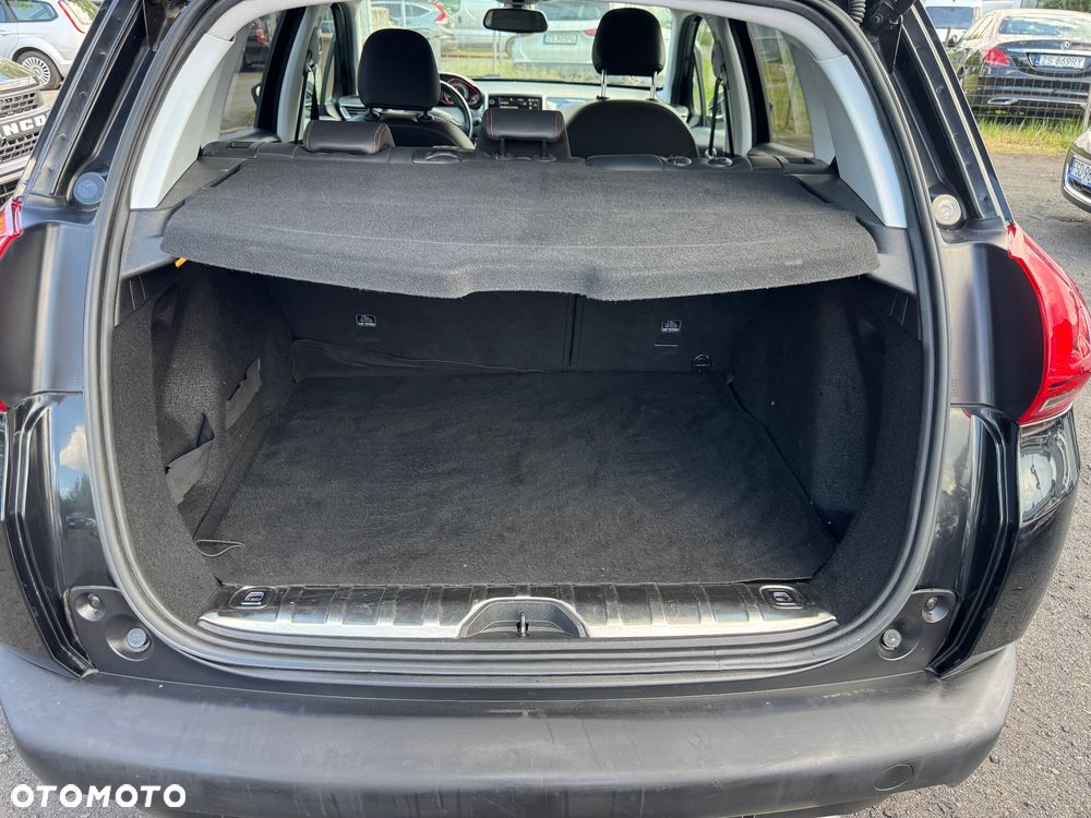 Peugeot 2008 PureTech 110 Stop&Start GT-Line Edition - 11