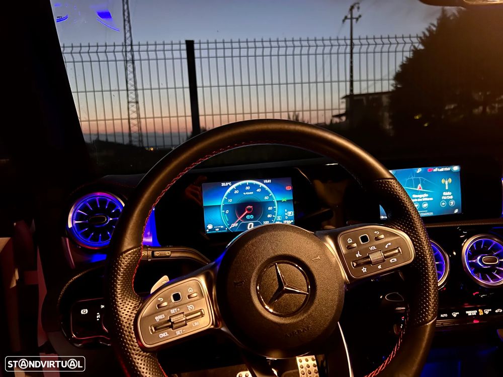 Mercedes-Benz CLA 250 e Shooting Brake AMG Line - 25