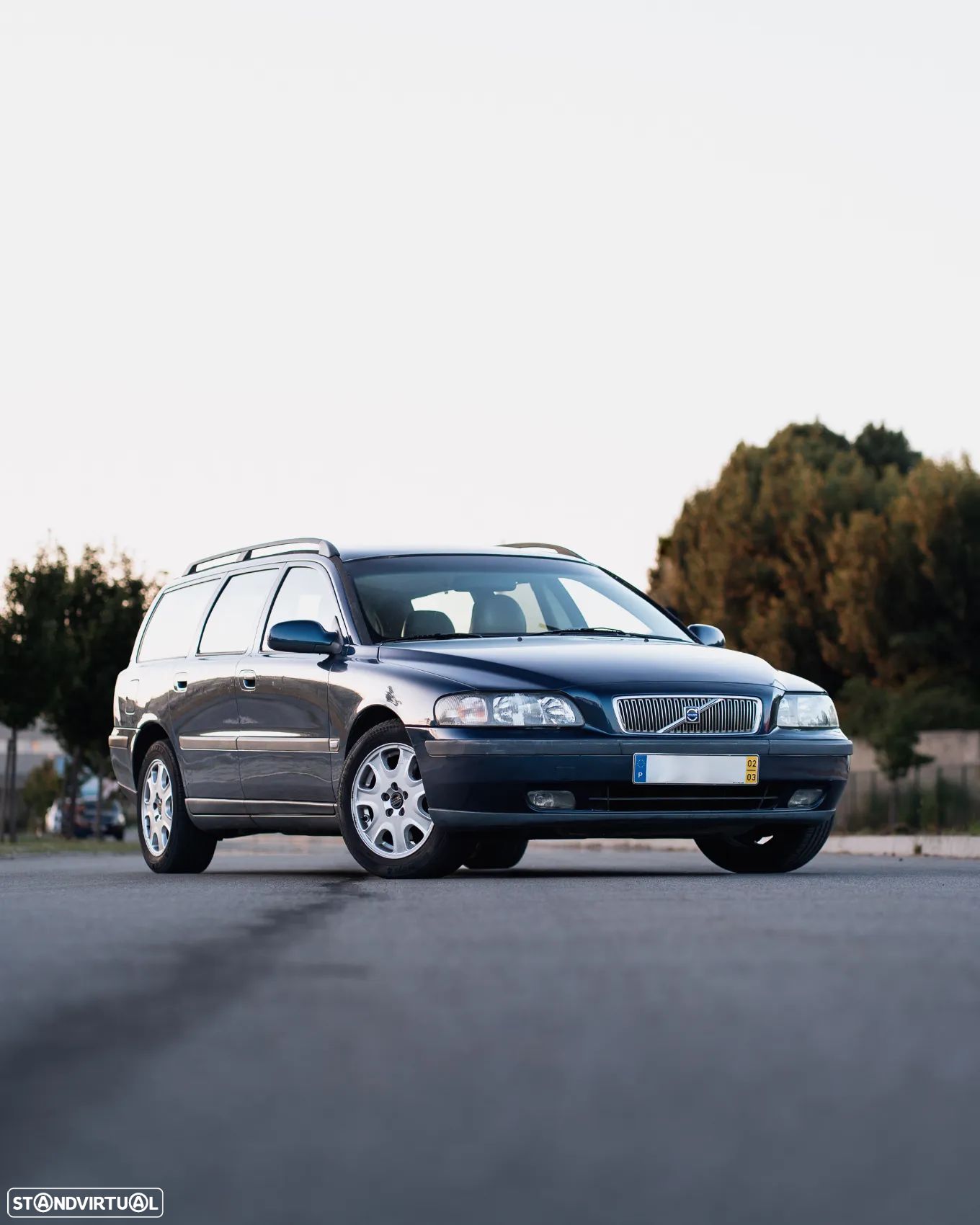 Volvo V70 2.0 T - 1