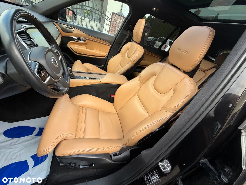 Volvo XC 90 D5 SCR AWD Inscription 7os - 9