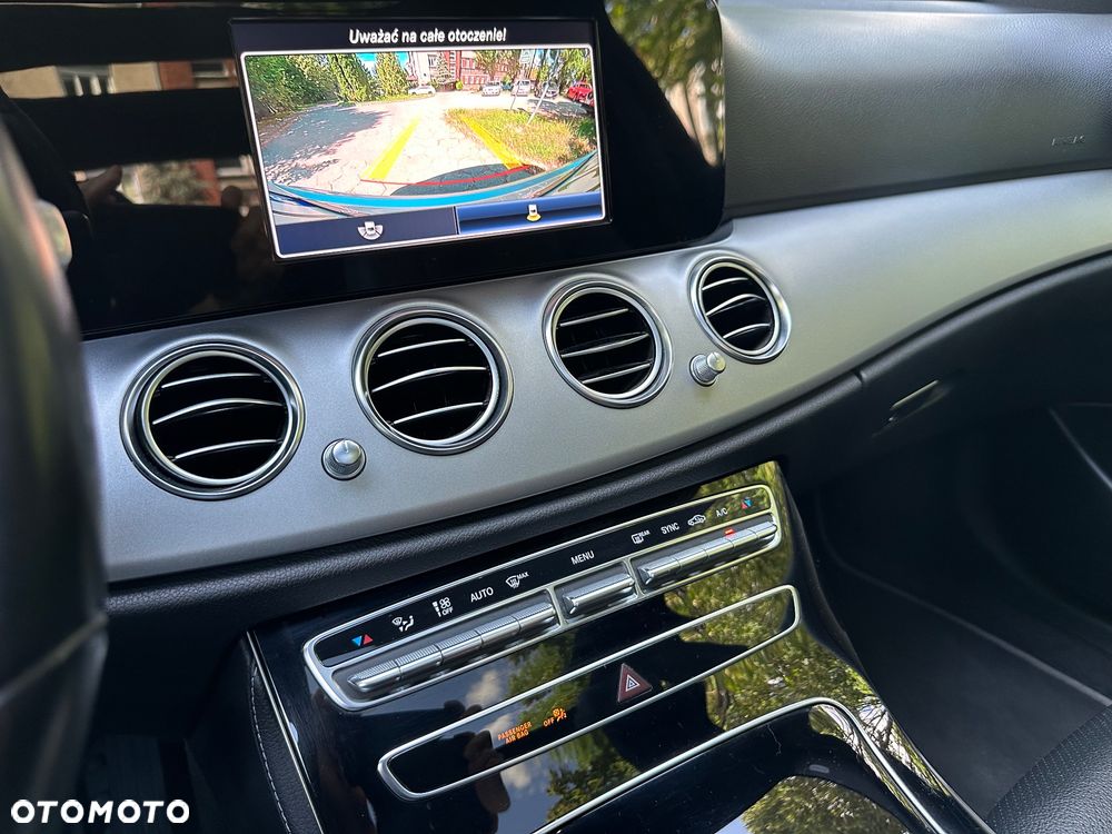 Mercedes-Benz Klasa E 220 d 9G-TRONIC Avantgarde - 13