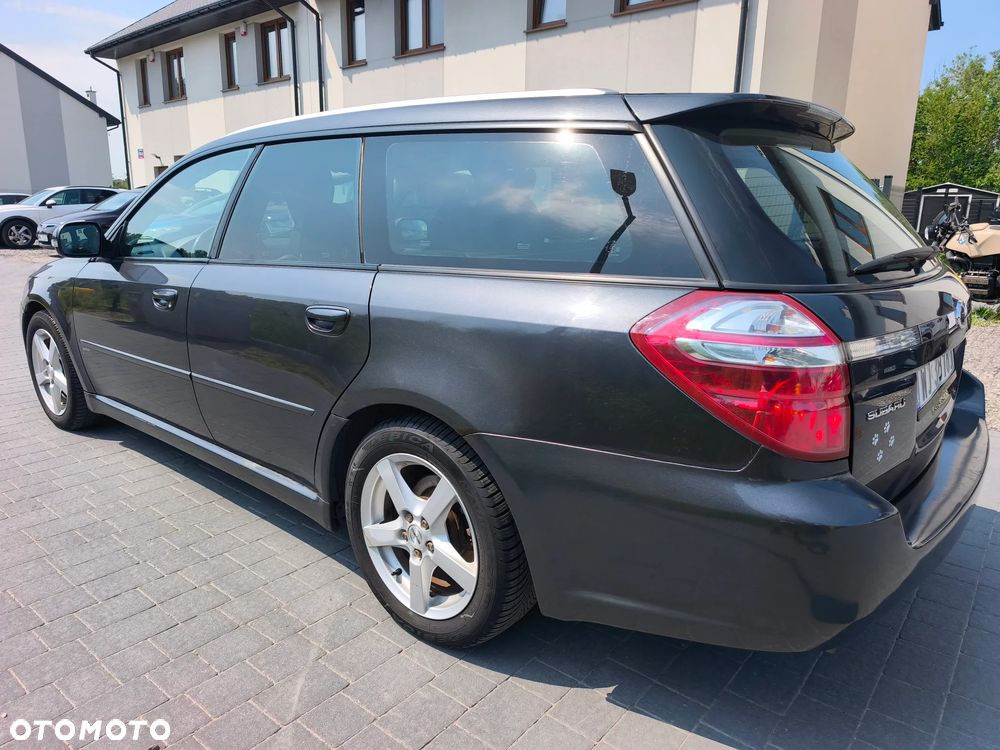 Subaru Legacy 2.0R GL - 4