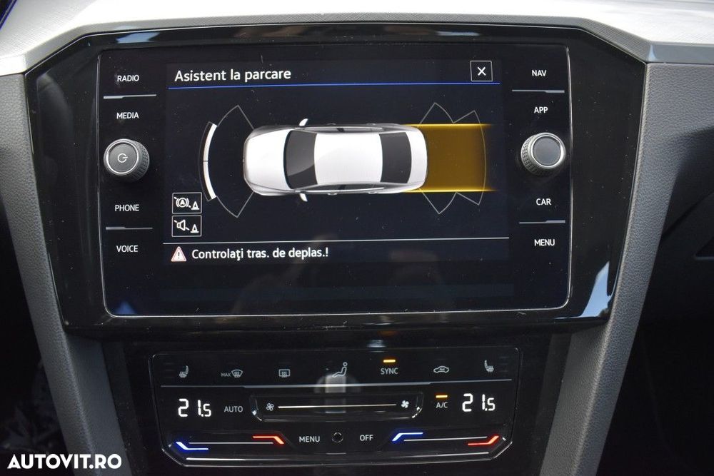 Volkswagen Passat 2.0 TDI DSG Comfortline - 13