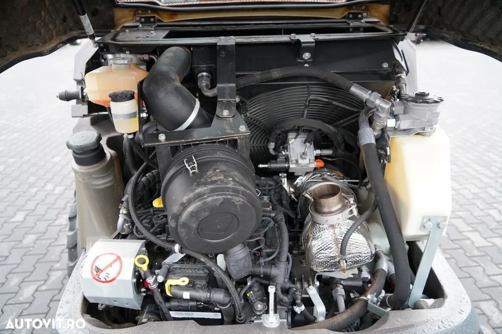 Hitachi ZW95 / ÎNCĂRCĂTOR PE ROȚI / 2020 / FURCĂ PENTRU PALEȚI - 24