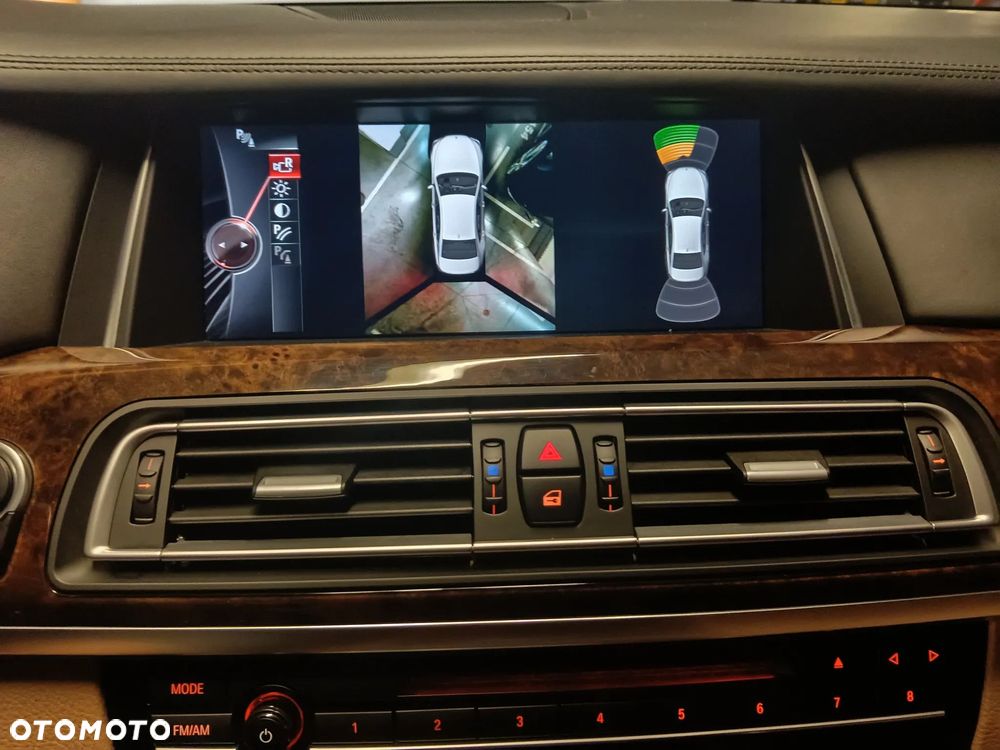 BMW Seria 7 - 39