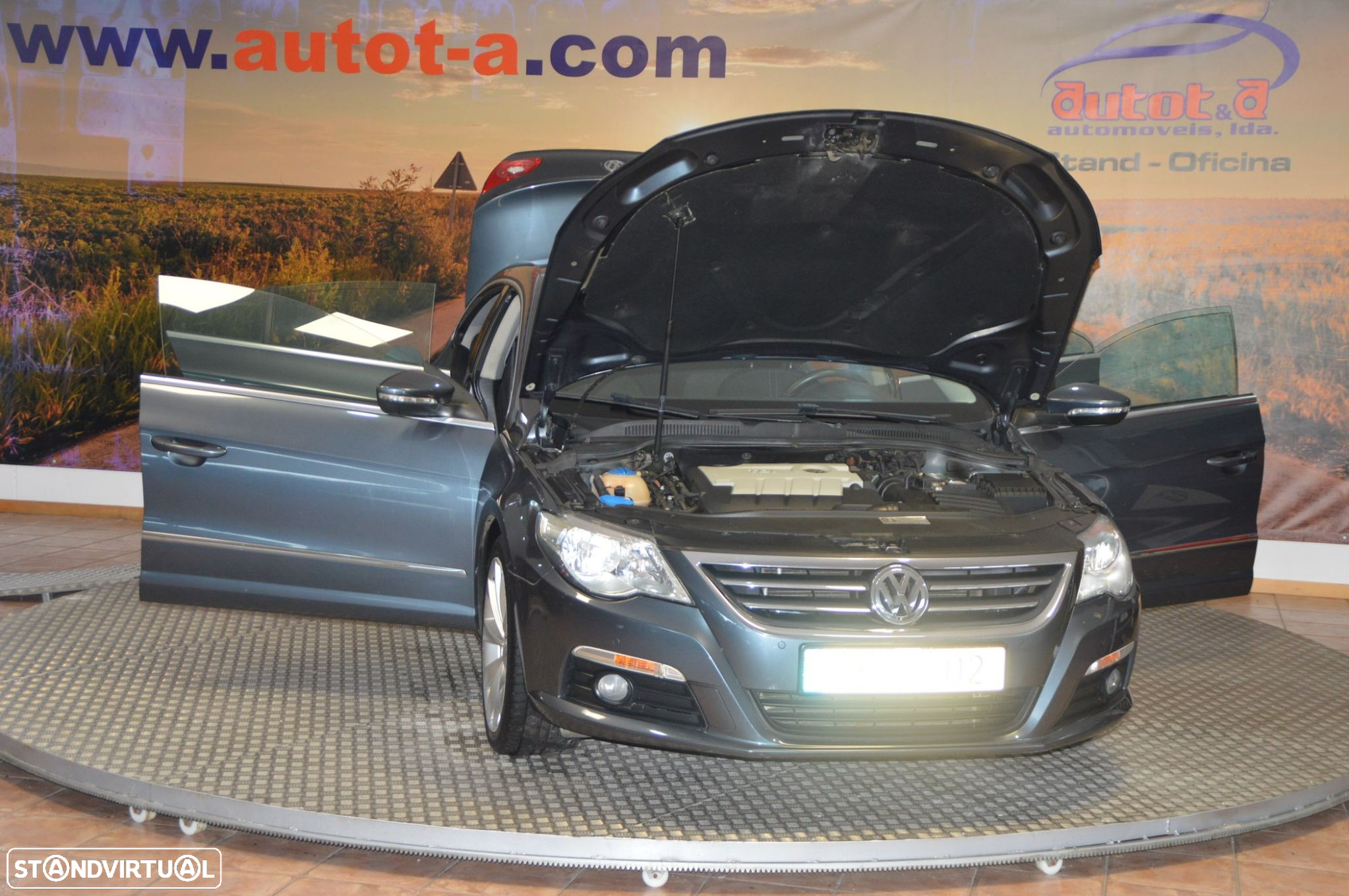 VW Passat CC 2.0 TDi BlueMotion - 16