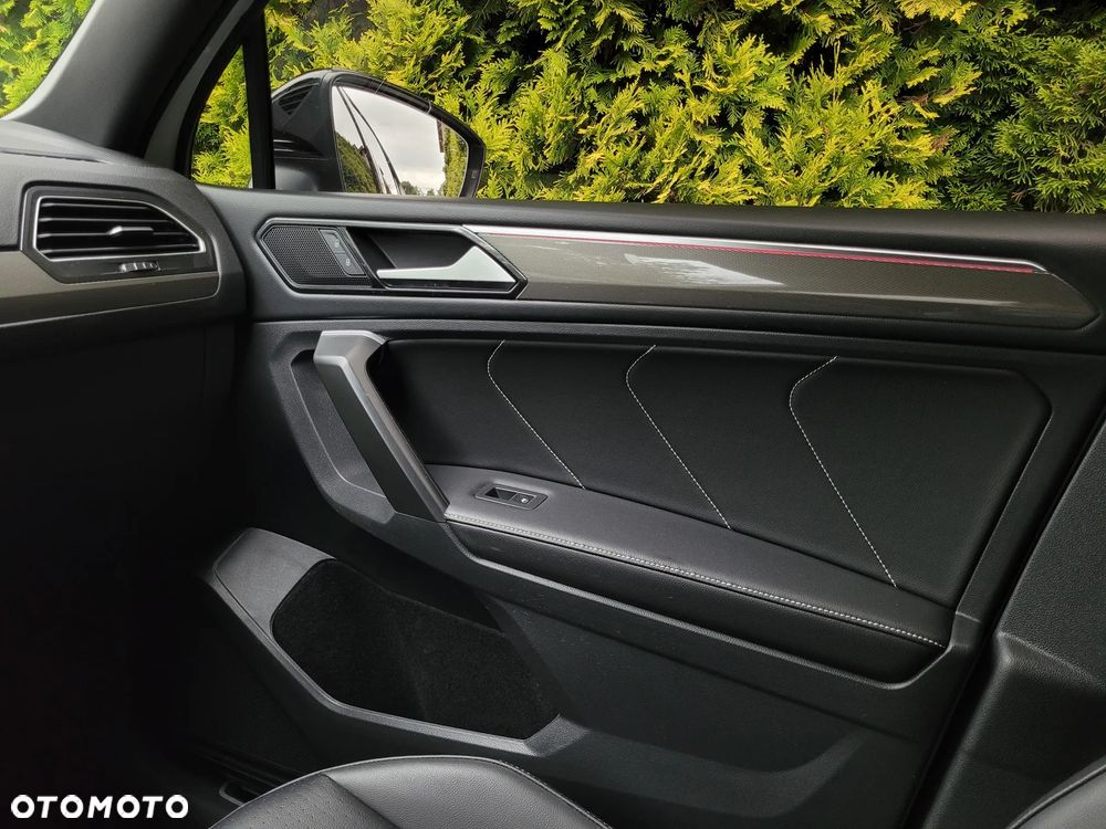 Volkswagen Tiguan - 27