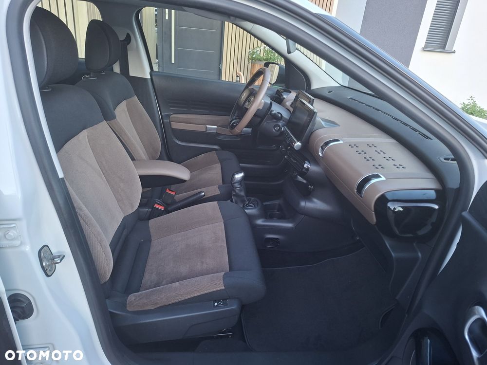 Citroën C4 Cactus - 11