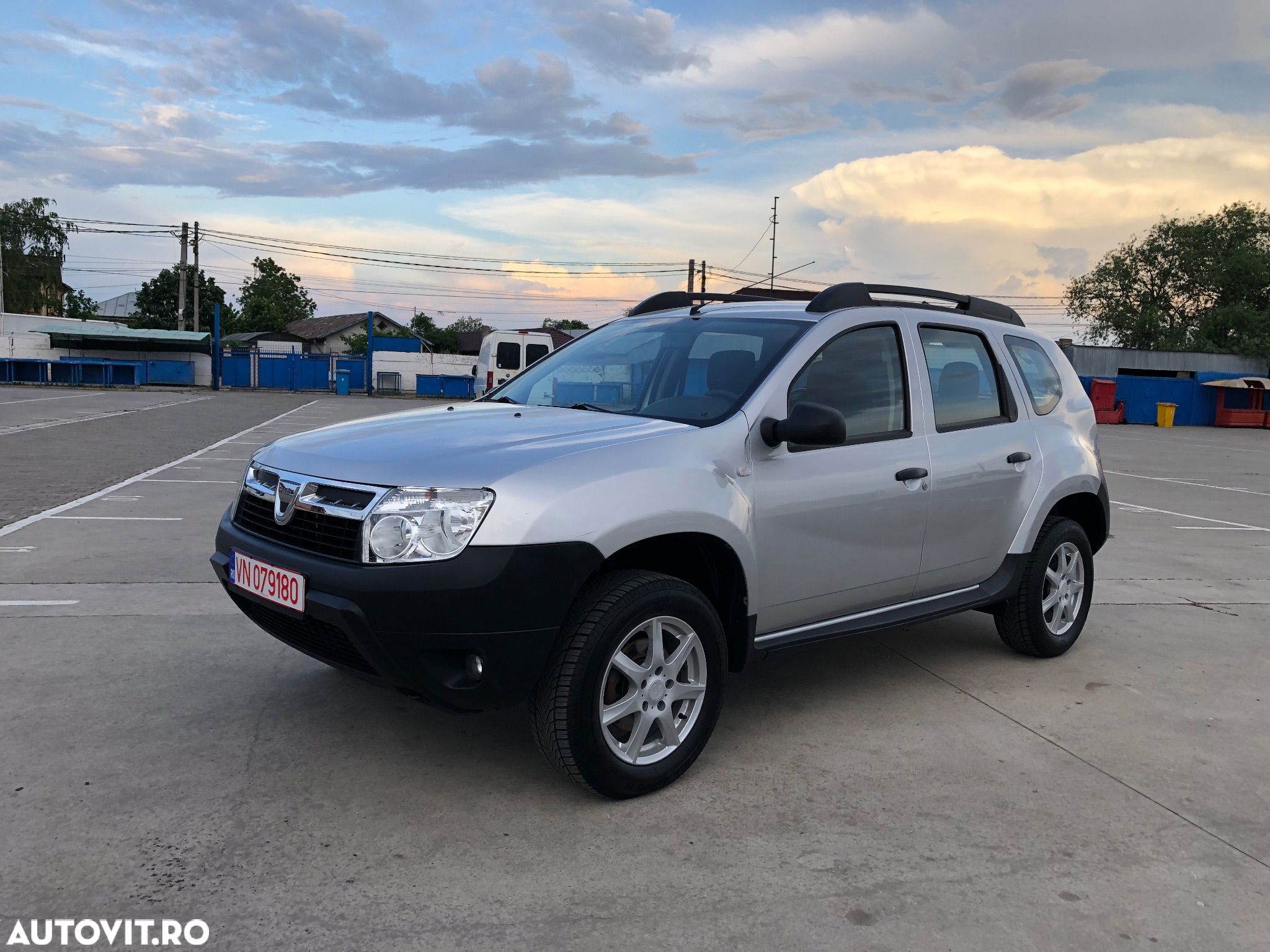 Dacia Duster 1.5 dCi 4x2 Ambiance - 1