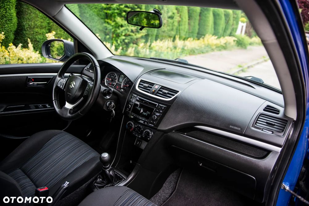 Suzuki Swift 1.2 Club - 35